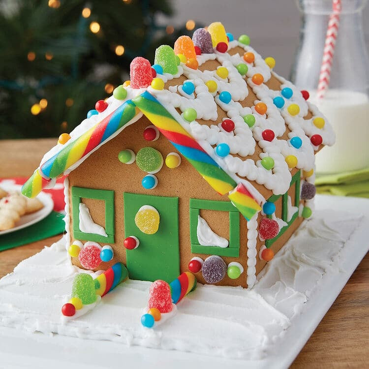 How to Decorate a Stunning Gingerbread House: Step-by-Step Guide