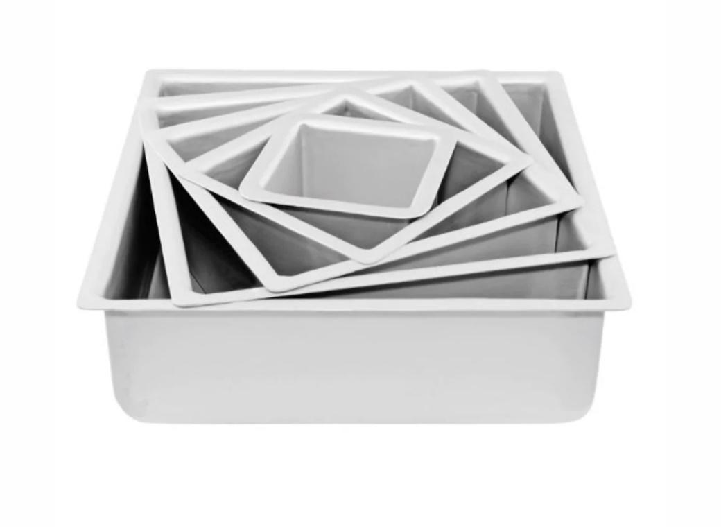 Mondo Pro Deep Square Cake Pan 12in