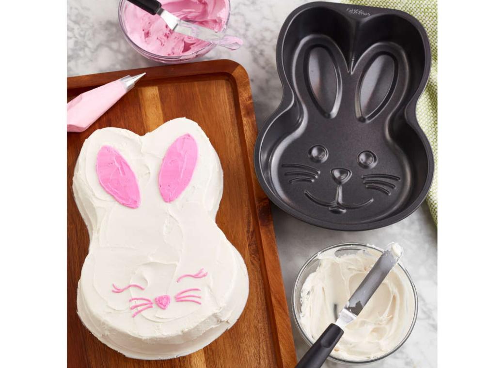 Wilton Bunny Shaped Pan